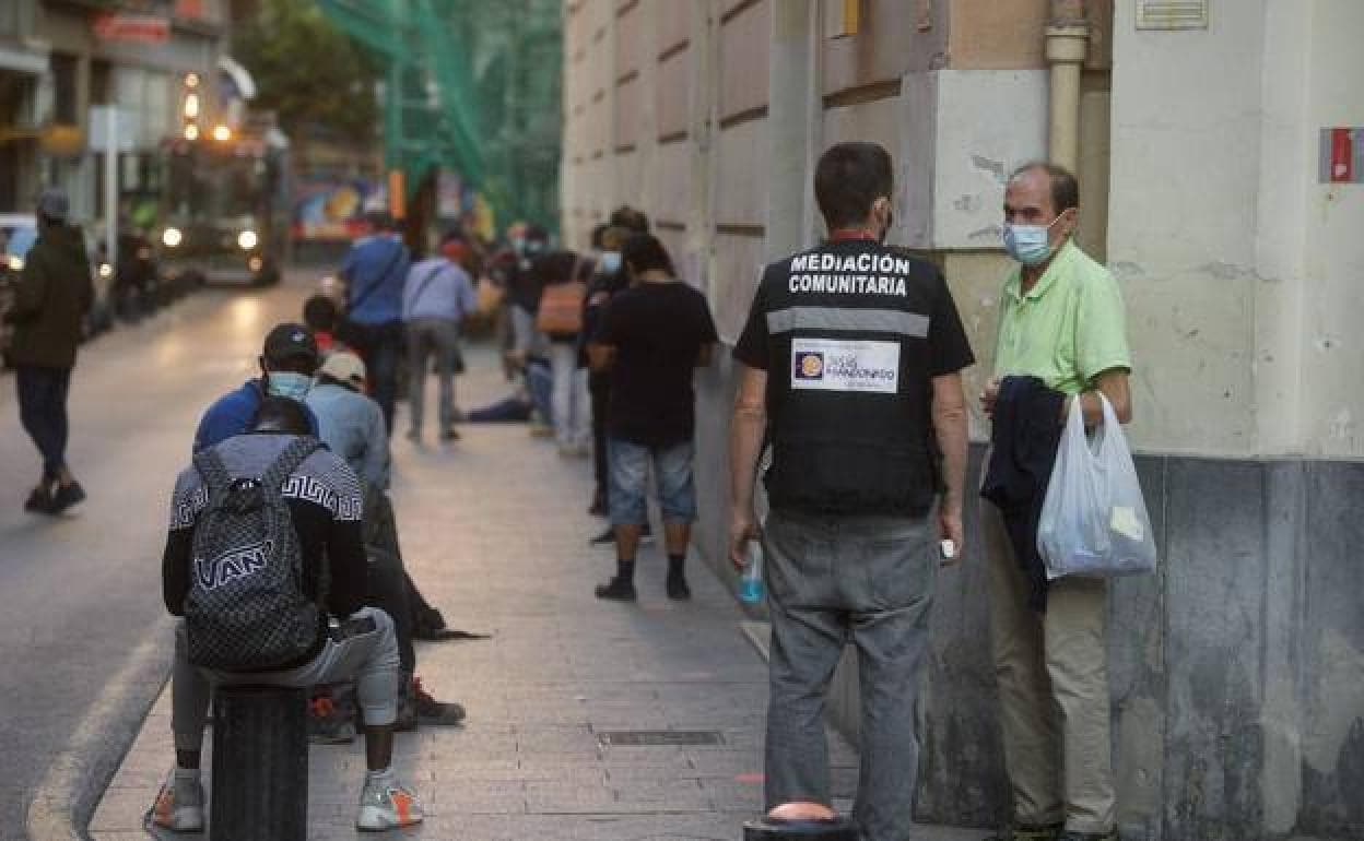 Más De 22.300 Personas Piden En 24 Horas En La Región De Murcia La ...